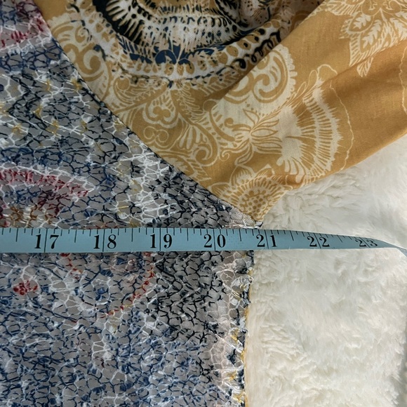 CJ Banks top, size X (14W). NWOT. - Picture 6 of 8